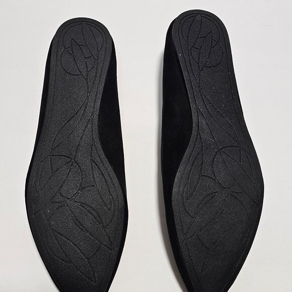 Charlotte Russe Black Pointy Flats - Picture 7 of 8